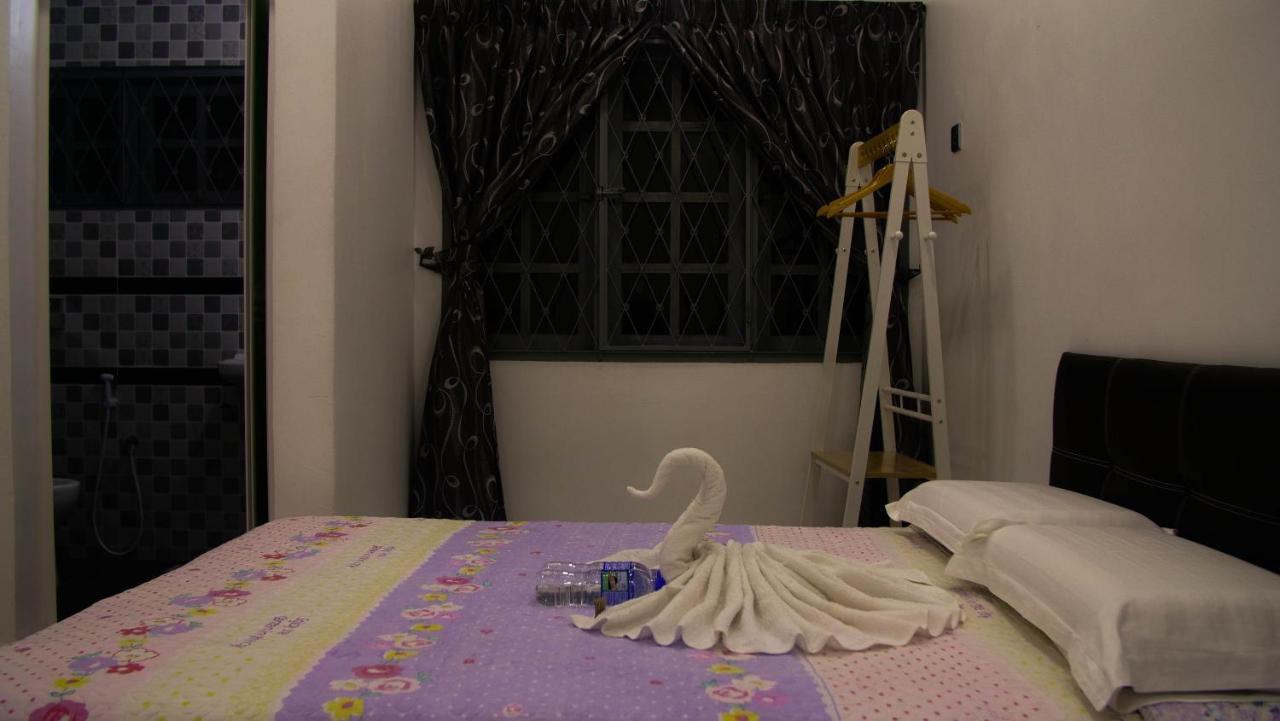 A Quiet Place Malacca 外观 照片